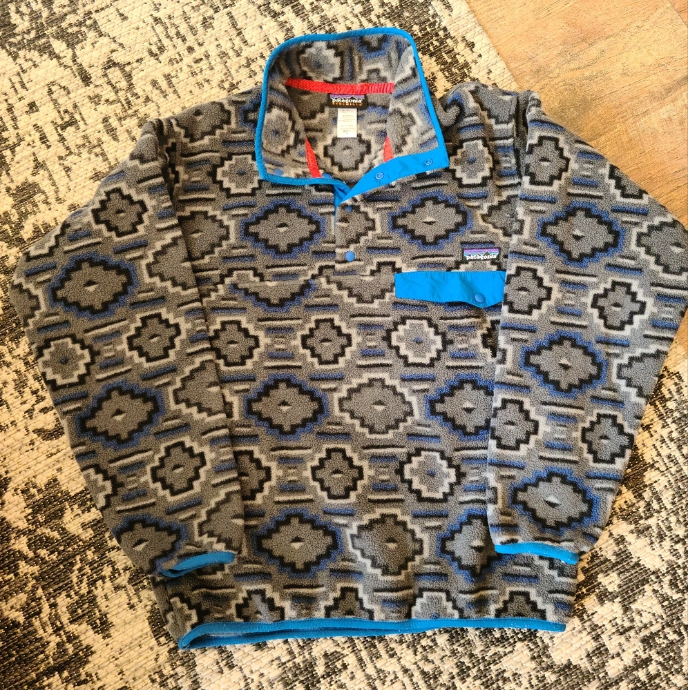 Patagonia Pullover Size Men's Small